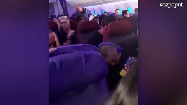 Al menos 50 personas resultan heridas en un vuelo de Sídney a Santiago tras sufrir un fallo técnico en el avión