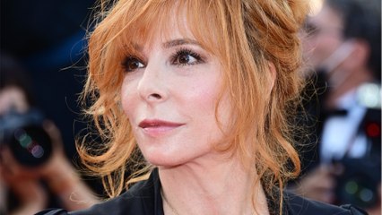 VOICI : Mylène Farmer de retour : un album annoncé, un détail met en colère les fans