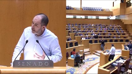 Un senador del PP grita "asesino" a otro de Bildu