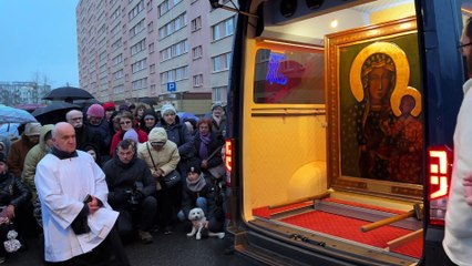 Powitanie obrazu Matki Bożej Częstochowskiej w parafii św. Józefa we Włocławku