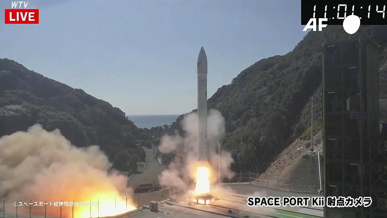 Japanischer raketenstart endet in gewaltiger explosion