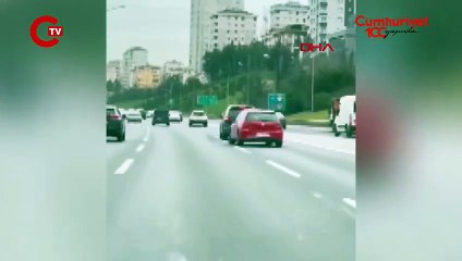 Ataşehir'de yol verme inatlaşması kazaya neden oldu