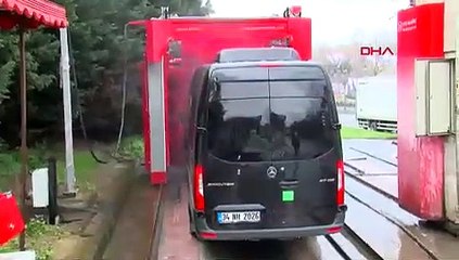 İstanbul'da çamur yağdı; oto yıkamacılar bayram etti