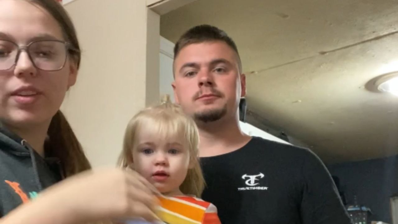 Woman leaves husband befuddled after calling him the 'Best Brother Ever!'