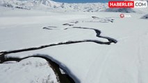 Şırnak'ta Buz Tutmuş Menderesler Havaların Isınmasıyla Çözüldü