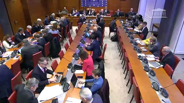 Commission des finances : MM. David Lisnard et André Laignel, respectivement président et vice-président de l’AMF ; Proposition de loi sur l'attribution des subventions et dotations destinées aux bâtiments scolaires - Mercredi 13 mars 2024
