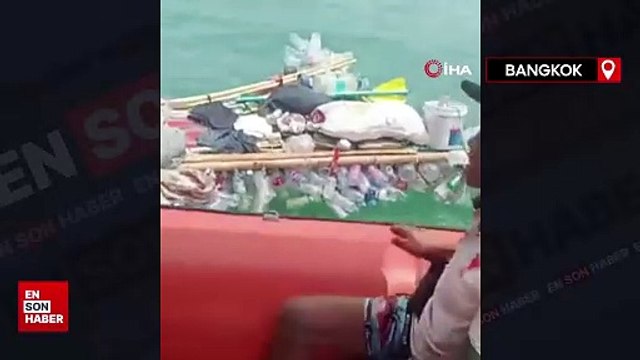 Tayland'da pet şişelerden yaptığı botla denize açılan adam mahsur kaldı
