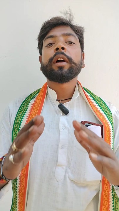 भाजपा के सांसद अनंत कुमार हेगड़े का कहना हैं की हम लोग इस बार 400 पार आते हैं तो संविधान को बदल देंगे...अब तो जनता को ही सोचना है, की सविधान बदल हैं की सरकार बदलना है