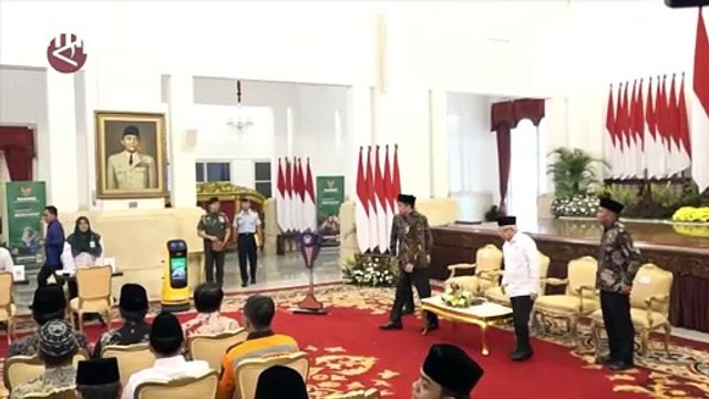 Presiden Jokowi Salurkan Zakat Lewat Baznas di Istana Negara