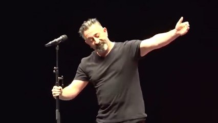 Cem Yılmaz, 'rakı' paylaşımı nedeniyle eleştirilerin hedefinde