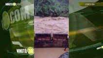 El agua se está entrando hasta las casitas Río Medellín se creció y sufren de las suyas en Caldas