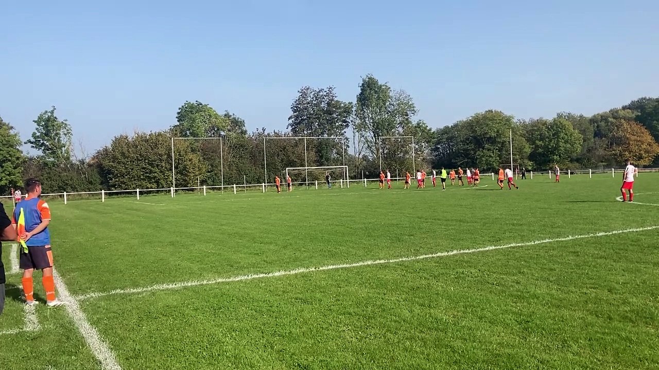 But de Florend Buard lors de la réception de l'AS RAUCOURT 2 (victoire 5-1)