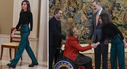 La Reina Letizia luce un mix de básicos y sus mocasines de plataforma más cañeros
