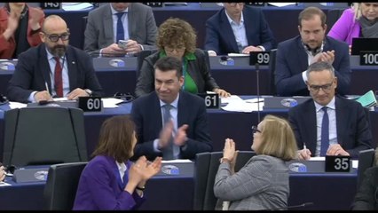Intelligenza artificiale: Parlamento europeo approva legge storica