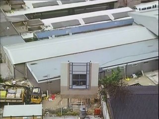 Bottom S02E01 Digger