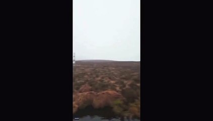 Homem gravou a primeira aparição de monólito misterioso