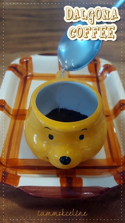 Dalgona Coffee