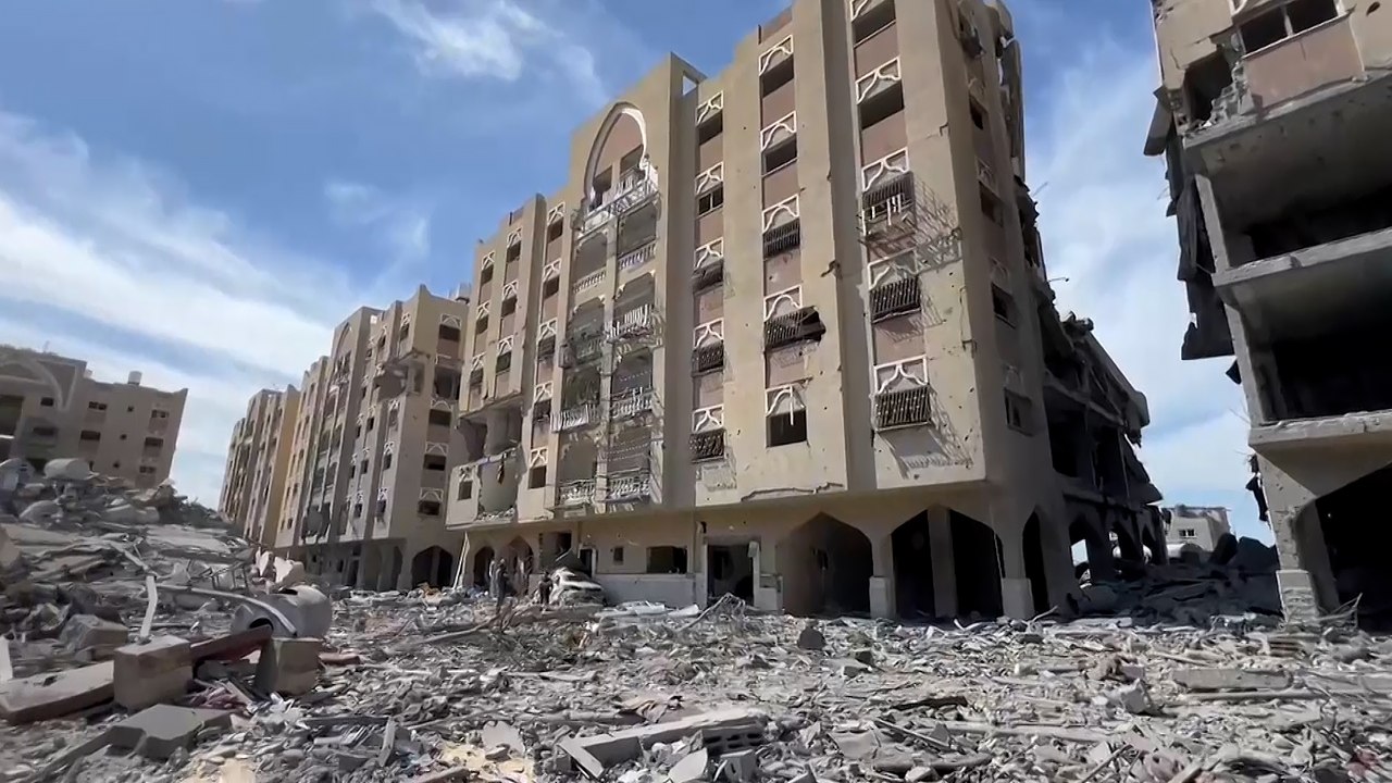 دمار هائل خلفته قوات الاحتلال بمدينة حمد في خان يونس