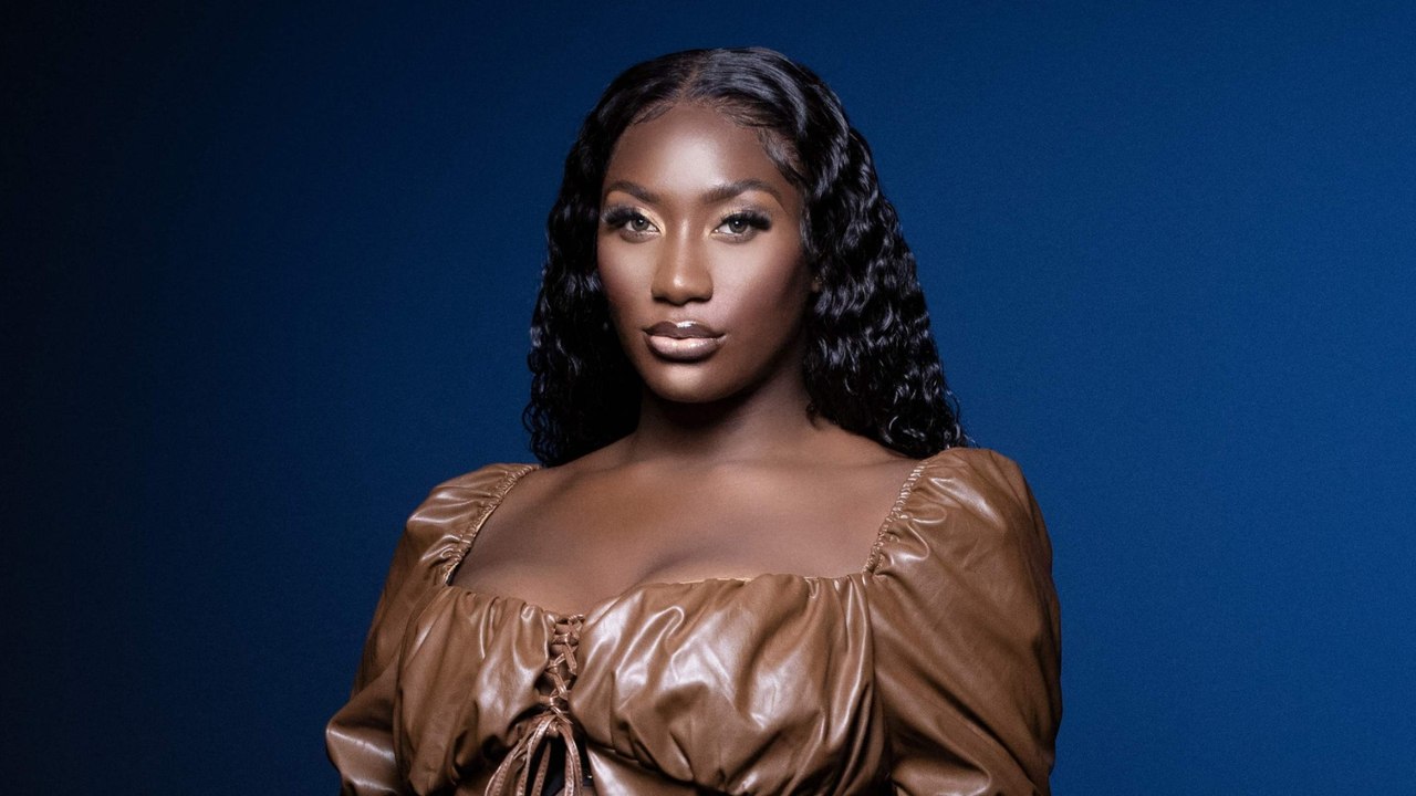 GALA VIDEO - Aya Nakamura aux JO ? Benjamin Biolay s’en prend aux “vieux boomers réacs et racistes”.