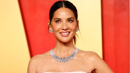 Voici - "Je n'ai pleuré que deux fois" : les confidences d'Olivia Munn sur son combat contre un cancer du sein