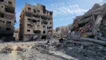 الجزيرة تنقل مشاهد الدمار الذي خلفه الاحتلال في مدينة حمد بخان يونس