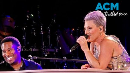 All laughs: P!nk forgets the lyrics to her own song