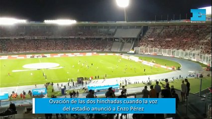 La emocionante reacción de los hinchas de River al anuncio de Enzo Pérez en La Voz del Estadio 🎙️ - thumbnail