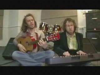 Je ne ressemble pas (La Chanson du Dimanche S03E03)