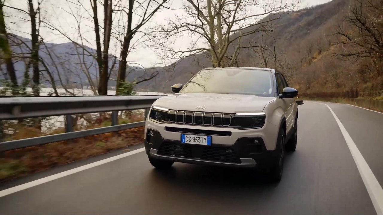 The new Jeep Avenger e-Hybrid Driving Video
