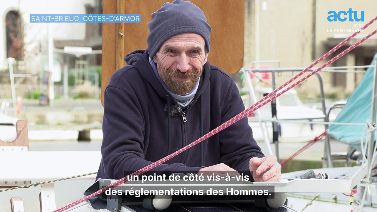 Yann va refaire le tour du monde avec son tout petit voilier