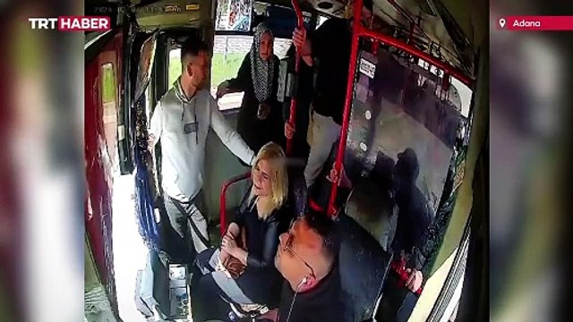 Otobüs şoförü 'fazla yolcu' tartışmasında yolcuya sopayla saldırdı