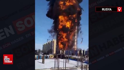 Rusya'da inşaat halindeki bina yandı