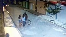 Estudantes são roubadas a caminho da escola e obrigadas a ficar de joelhos, em Fortaleza