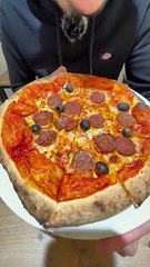 Dégustation d'une pizza a 4,90€ ! ( EXCLU DAILYMOTION )