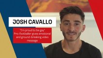 L’Australien Josh Cavallo, premier joueur professionnel de foot à avoir fait son coming-out en octobre 2021, a annoncé ce mercredi, sur ses réseaux sociaux, s’être fiancé avec son petit ami