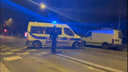 Aubervilliers: mort d'un homme après la collision de son scooter avec une voiture de police