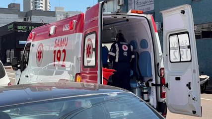 Mulher passa mal em empresa e é socorrida pelo Samu no São Cristóvão