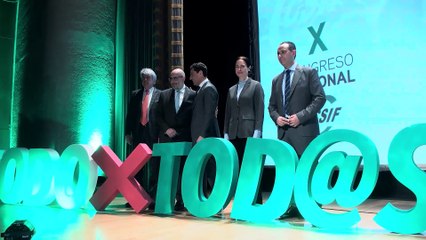 Moreno resalta su apuesta por "elevar el diálogo social a lo más alto" en el congreso de CSIF
