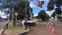 Novos semáforos com lâmpadas de LED são instalados em Cascavel