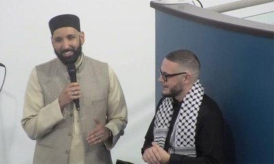 الناشط والمؤلف الأمريكي شون كينغ يعلن إسلامه