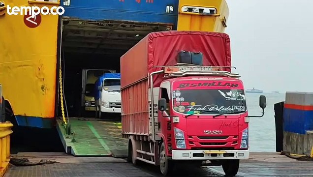 Kendaraan Tertahan 5 Jam di Pelabuhan Merak, Dua Opsi Dibuka Jika Cuaca Buruk