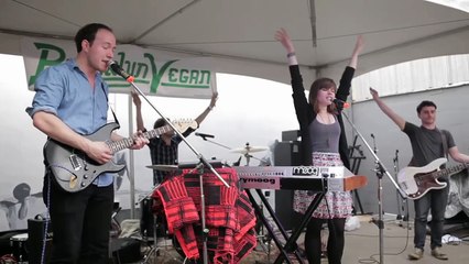 Savoir Adore - Loveliest Creature (Live Brooklyn Vegan 2011)