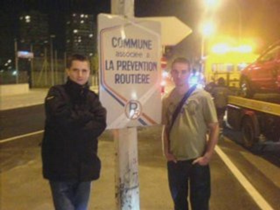 accident voiture clio tonneau