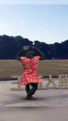 Bintang menari goyang lucu