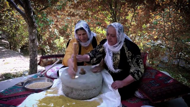 DEM Parti'den yeni video: Biz kimiz, nereden geliyoruz?