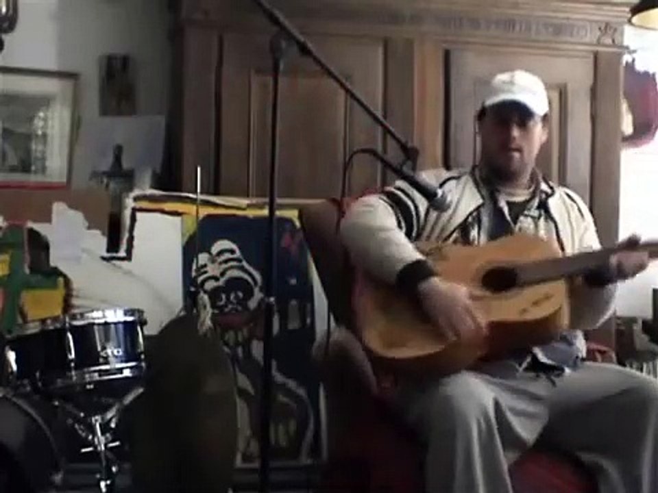 cantplayguitar%28imnotelviz%29