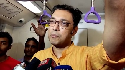 যাত্রীদের সঙ্গে মেট্রোয় চড়লেন অনুপম রায়! গঙ্গার নীচে গাইলেন ‘বোবা টানেল’ | Oneindia Bengali