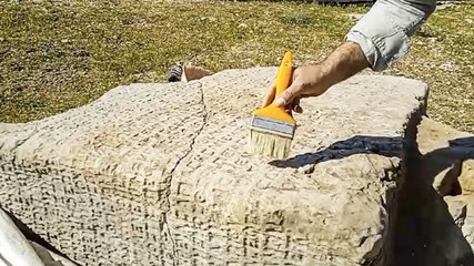 2100 yıllık yazıtta 'Kanunlara saygılı olun' mesajı