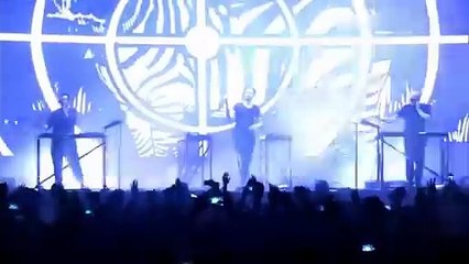 Moderat interprète "Bad Kingdom" en live