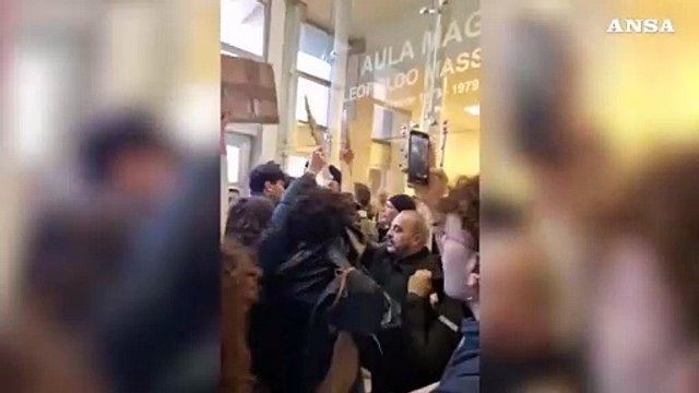 Protesta degli studenti, salta un dibattito alla Federico II di Napoli